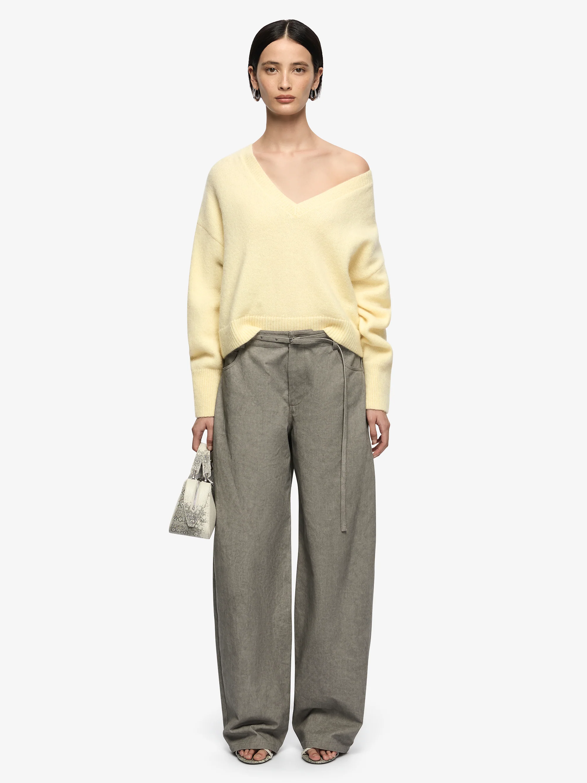 CAMPBELL V CROPPED JUMPER - BUTTER