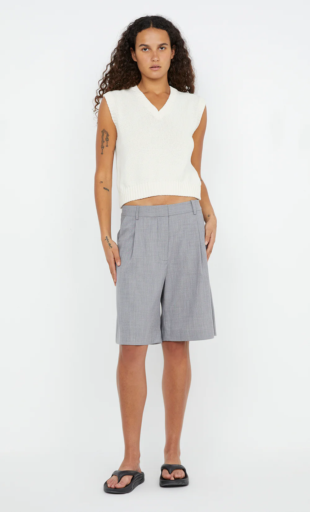 KAMILAH V NECK KNITTED VEST - IVORY