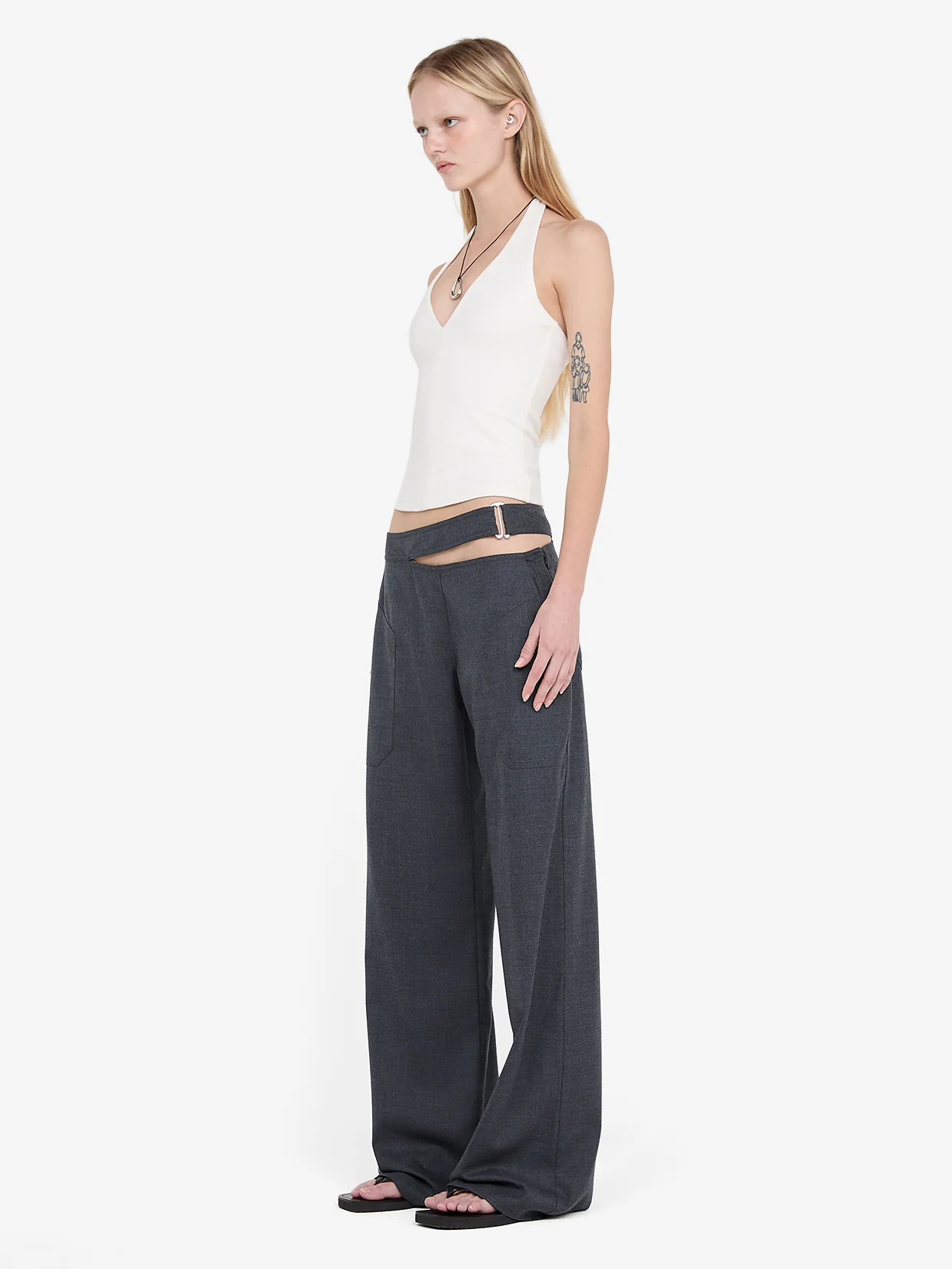 TOMMI TAILORED PANT - CHARCOAL - Image 2